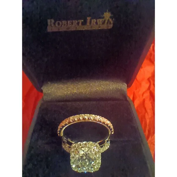 Robert Irwin Jewelers Diamond Engagement Ring + Band(MSRP: $2694.86)